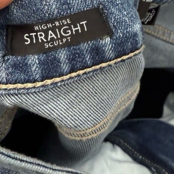 White House black market High-Rise Sculpt Straight Jeans - Picture 8 of 8